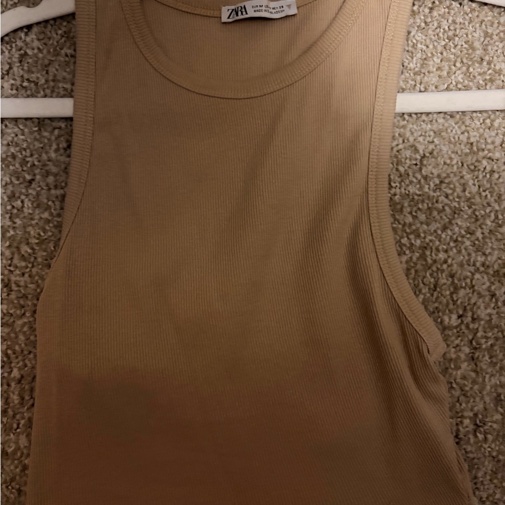 Zara Sleeveless Ribbed Tank Top in Tan